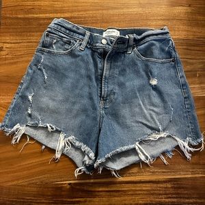 Abercrombie mom shorts